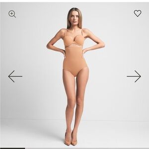 BNWOT skims high waisted brief